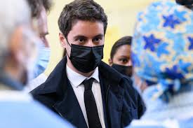 Gabriel attal a néanmoins précisé que cette dérogation pour les forces de l'ordre concernait sur europe 1 ce 13 juillet, gabriel attal a eu quelques difficultés à justifier l'exclusion des policiers et. Covid 19 Gabriel Attal Evoque Un Confinement Etendu A Des Territoires Supplementaires