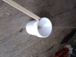 Résultat de recherche d'images pour "bucket mouse trap"