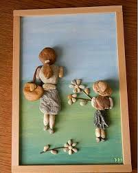 Si tienes una esquina vacía y no sabes cómo decorarla, agrega una piedras grandes para darle un aspecto increíble y con viveza. Manualidades Creativas On Instagram Siguenos En Esparaparejas 2 Para Mas Contenido Arte De Guijarros Piedras Decorativas Decoracion Con Piedras