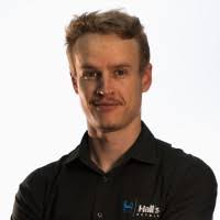 500+ "Erasmus" profiles