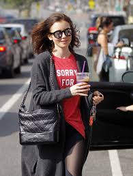 Entdecke rezepte, einrichtungsideen, stilinterpretationen und andere ideen zum ausprobieren. Lily Collins Page 54 Hawtcelebs