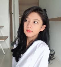 Dimana koleksi terbaru foto wanita tercantik yang pernah ada di indonesia ini menjadi idaman banyak lelaki karena memang parasnya yang. Cantik Dan Jago Main 5 Youtuber Free Fire Cewek Indonesia Ini Wajib Kamu Subscribe Dunia Games