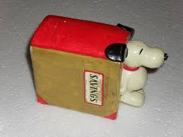 Snoopy Peanuts Piggy Bank Savings Vintage Ceramic Figurine Child S Bank Con Imagenes Snoopy