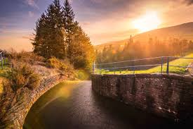 Manx gaelic, the indigenous language, is related to scots and irish gaelic. Stephen Corran On Twitter West Baldwin Reservoir Isleofman Iom Manx Sunset Mannsocial Bbcisleofman Culturevannin Iomonline Loveiom Landscape Landscapephotography Reservoir Potd Sunny Colours Manxradio Iomnewspapers Https T Co