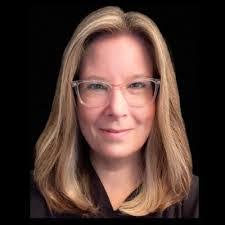 Karen Bergeron's Instagram, Twitter & Facebook