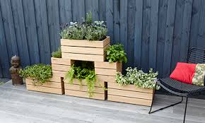 Why pay alot of money for something you can diy. D I Y Stackable Wooden Planters Bunnings Warehouse