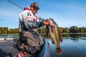 You Could Be Setting The Hook Better While Bass Fishing Bass Fishing Largemouth Bass Fishing Jig