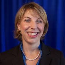 Lauren Tobias (@laurentobias)