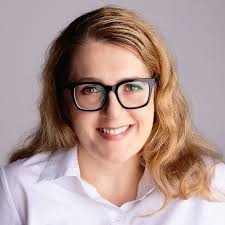 Dr n. społ. Dominika Farley