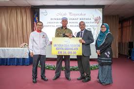 Hospital enche' besar hajjah kalsom, kluang. 6 April 2018 Serahan Geran Bantuan Kepada Hospital Di Pulau Pinang