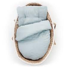 Schon beim zusammenstellen der babyausstattung für den neugeborenen lohnt es sich damit auszustatten. Babydecke Musselin Kuscheldecke Baby Decke 100 Baumwolle Double Gauze Set Babydecke 100x65cm Mit Kissen 40x30cm Gr M 0 24 Monaten Babees Online Kaufen Otto