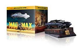 Überschlagende fahrzeuge, explosionen, feuer.der film besitzt ein unglaublich hohes tempo und die 2h vergehen wie im flug. Mad Max Fury Road Sammleredition 3d Steelbook Interceptor Auto Modell 3d Blu Ray Limited Edition Amazon De Dvd Blu Ray