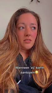 Esmee En Sharon Dissen