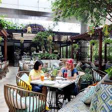 Buat kamu yang tinggal di jakarta, menemukan restoran korea bukanlah hal sulit. 16 Scenic Restaurants In Jakarta Where You Can Dine With Breathtaking Views