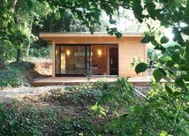 Grosszugige Gartensauna Kubus Mit Ruheraum Und Dusche Gartensauna Saunahaus Garten Gartenhaus Mit Sauna