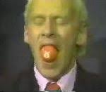 Stevie Starr régurgitateur professionnel