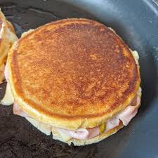 Tuto La Recette Du Croque Mcdo Parce Qu On A Tous Envie D Un Croque Mcdo Alimentation Recette Recettes De Cuisine