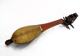 Serangko adalah salah satu jenis alat musik tradisional yang berasal dari daerah jambi yang uniknya adalah alat musik tersebut terbuat dari tanduk kerbau. 30 Gambar Alat Musik Daerah Tradisional Indonesia Radenwinata Com