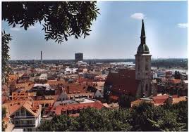 Ditmaal staat er bratislava op onze bestemming. Bratislava Bezienswaardigheden Informatie Weer En Tips