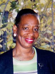 Etta Walton's Instagram, Twitter & Facebook