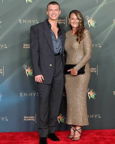 Connor Storrie is showing off his new buzzcut at the Creative Arts #Emmys.  🔥 He brought his mom as his date for the big night. Connor is nominated  for Outstanding Guest Actor