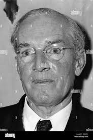 Del Sinclair's Instagram, Twitter & Facebook