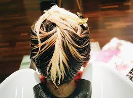 Ultra tendance, le lissage bresilien est un soin à la kératine encore mal connu. J Ai Teste Le Blond Californien Avec Olaplex Blog Lifestyle Food Travel Ablacarolyn