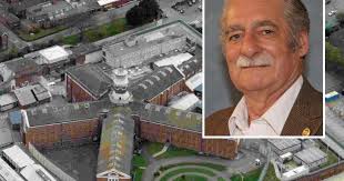 Former Winchester prison dentist wins High Sheriff's Award