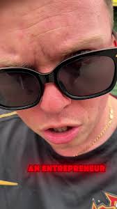 Maltby vibes — Del Boy spirit in full swing 💼💥 From Southend to Sout...