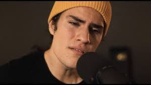 Ben Bledsoe's Instagram, Twitter & Facebook