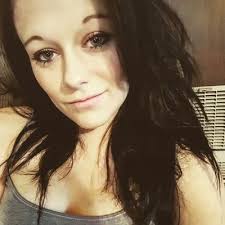 Lacy Bell (@lacyloubug)