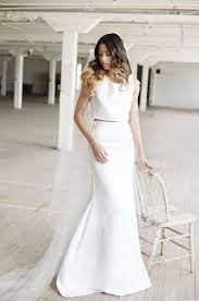 40 Totally Chic Wedding Dress Separate Ideas For Unique Brides Wedpics Blog Wedding Dresses Two Piece Wedding Dress Chic Wedding Dresses