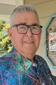 Kenneth Shea's Instagram, Twitter & Facebook