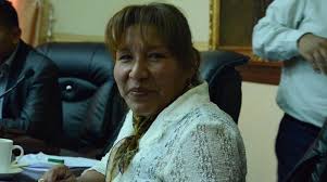 AgenciaEnLínea Ex Concejal Ross Mary Llusco es sentenciada a 4 años de  prisión por el delito de concusión. La denuncia fue realizada por Walter  Corso, el sereno del Concejo Municipal de Cochabamba