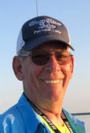 Ruth Thom's Instagram, Twitter & Facebook