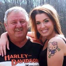 Marie Allmon's Instagram, Twitter & Facebook