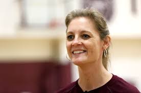 Kelly Jolly's Instagram, Twitter & Facebook