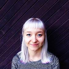 Laura Eiche's Instagram, Twitter & Facebook