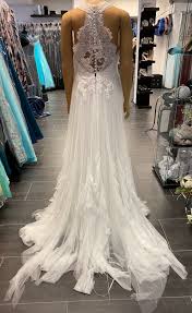Check spelling or type a new query. Brautmode Und Abendmode Von Sunnyf De In Bremen Genevieve Edles Brautkleid Von Pronovias Mit Tattoospitze Und Fedrig Schwingendem Rock