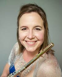 Sonja Giles's Instagram, Twitter & Facebook