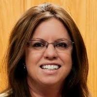 Karin Leslie's Instagram, Twitter & Facebook