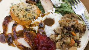 There will be 3 thanksgiving dinners given away, each will be 1 turkey, 2 sides, and 1 pie. Where To Get A Free Christmas Day Meal In Ottawa Ctv News