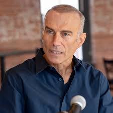 Jim Hoffer's Instagram, Twitter & Facebook