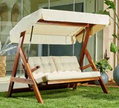 Designed to fit inside a 10 square frame such as on a pergola the canopy can be extended or retracted at the pull of a cord letting you enjoy as much sun or shade as you like. Casa Padrino Luxus Hollywood Schaukel Cremefarben Braun Moderne Wetterfeste Garten Schaukel Mit Sonnendach Garten Mobel Terrassen Mobel
