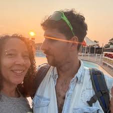 are there any overnight running events or pacing opportunities near Chicago?