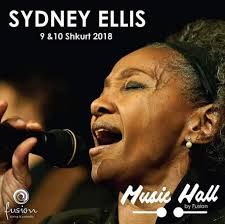 Jazz dhe blues në Tiranë me Sydney Ellis, historia e rrallë e këngëtares
