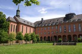 Visitors can even go for relaxing walks along the moselle river just 2 800 feet. Das Robert Schuman Haus In Trier