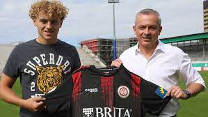 Xxl saison 2007 / 2008. Benedict Hollerbach Wechselt Vom Vfb Stuttgart Zum Sv Wehen Wiesbaden Kicker