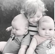 Babycute Twin Twins Baby اطفال توينز توأم مساء مساء الخير صور صوره توام تصميم تصاميم مواليد رمزيه كيوت كياته اكسبلور صباح Instagram Posts Baby Face Instagram