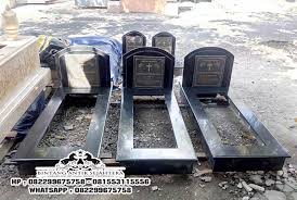 Nisan berbentuk kitab yang sangat unik. Model Makam Katolik Di Indonesia 2019 Makam Marmer Katolik Modern Serba Aneka Kerajinan Marmer Tulungagung Serba Aneka Kerajinan Marmer Tulungagung